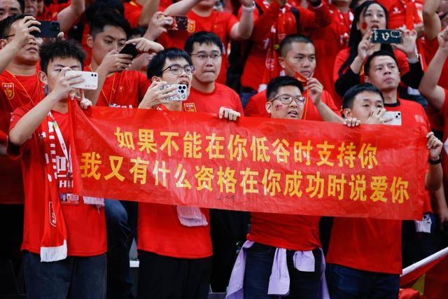 安东尼回顾与C罗共事：我首秀时他叫我放松 他41岁身体像27岁